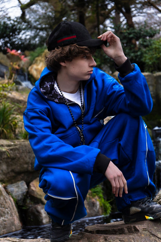 BLUE/monogram zip up